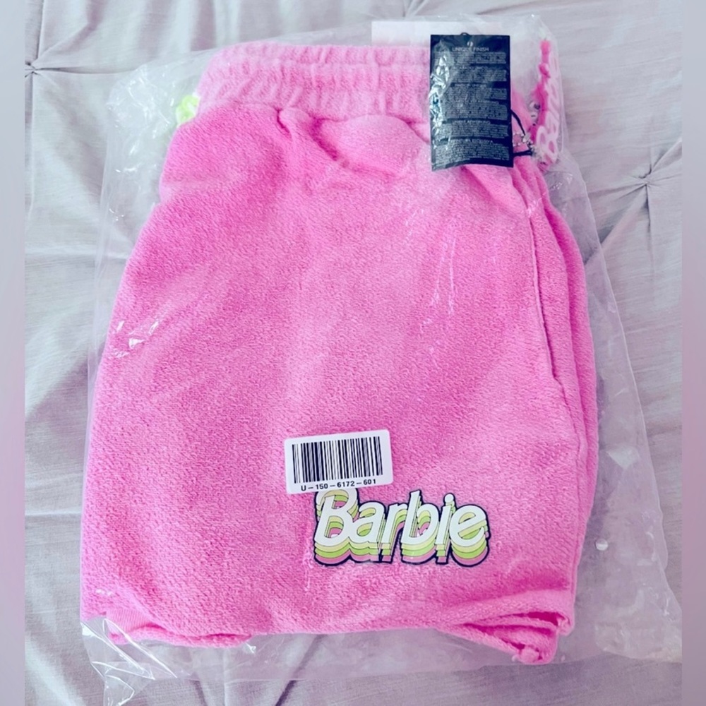 Barbie Shorts 💕 - Size L